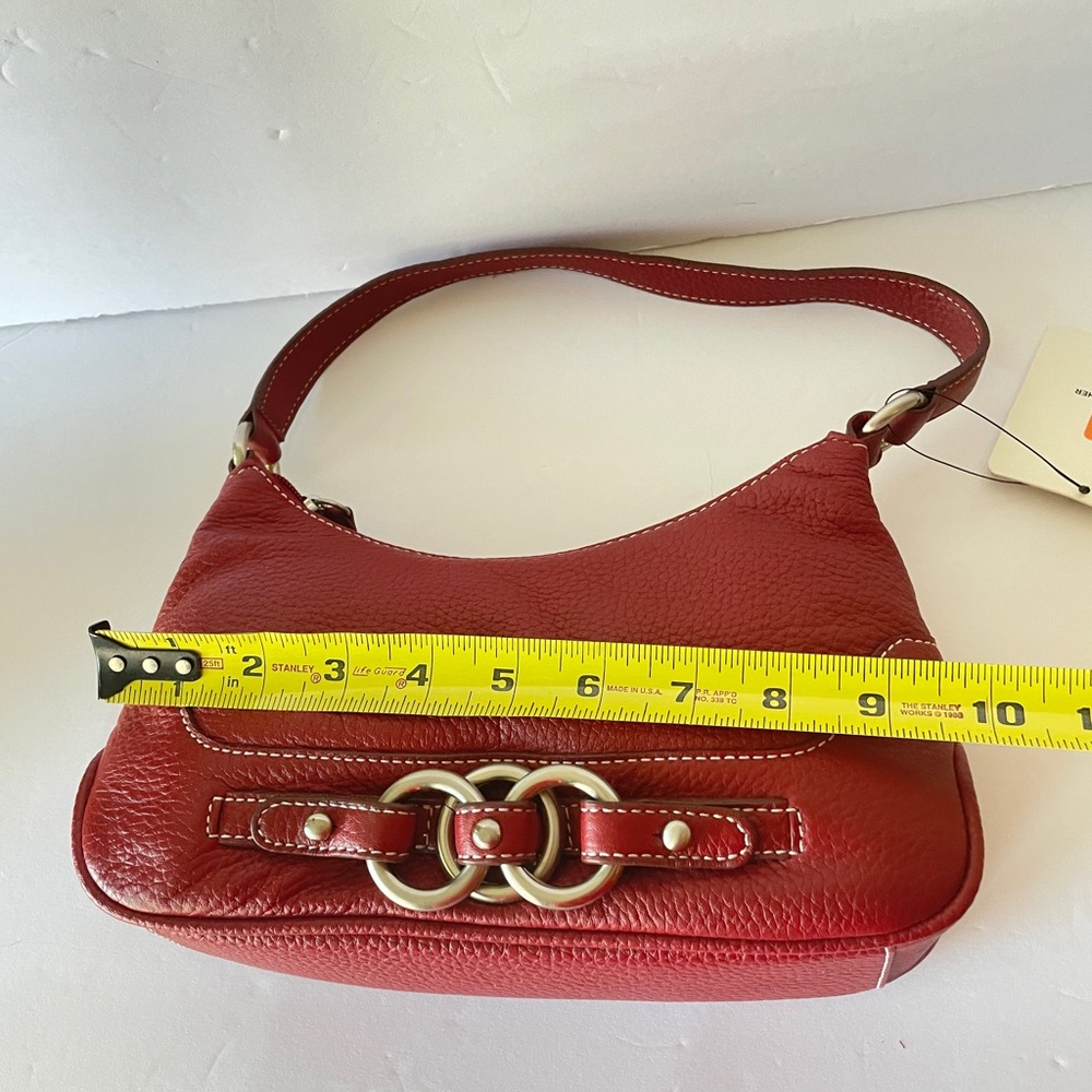 NWT Wilson’s Leather Equestrian Classic Hobo Hardware Red Leather Shoulder Bag - Picture 9 of 10